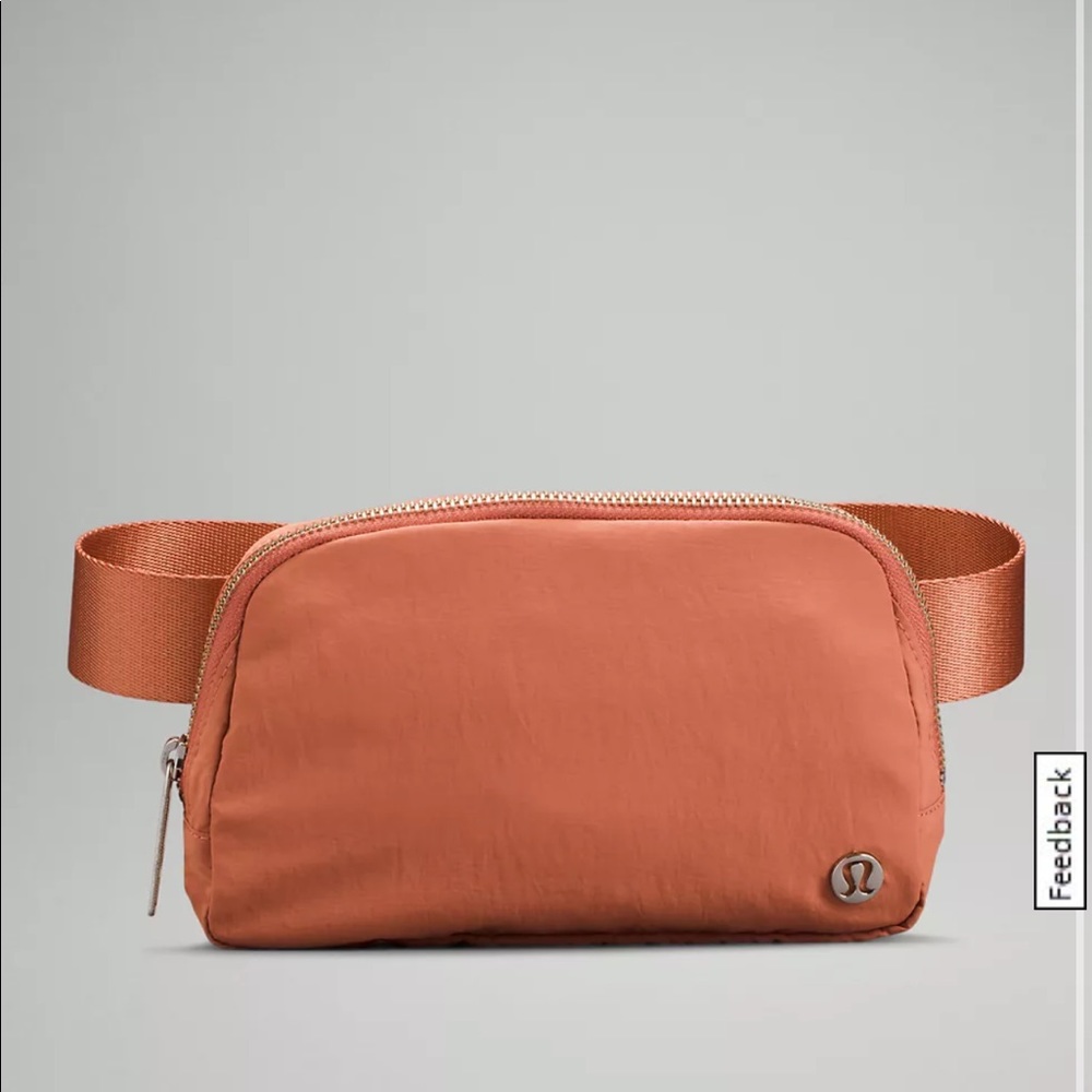 Lululemon Everywhere Belt Bag